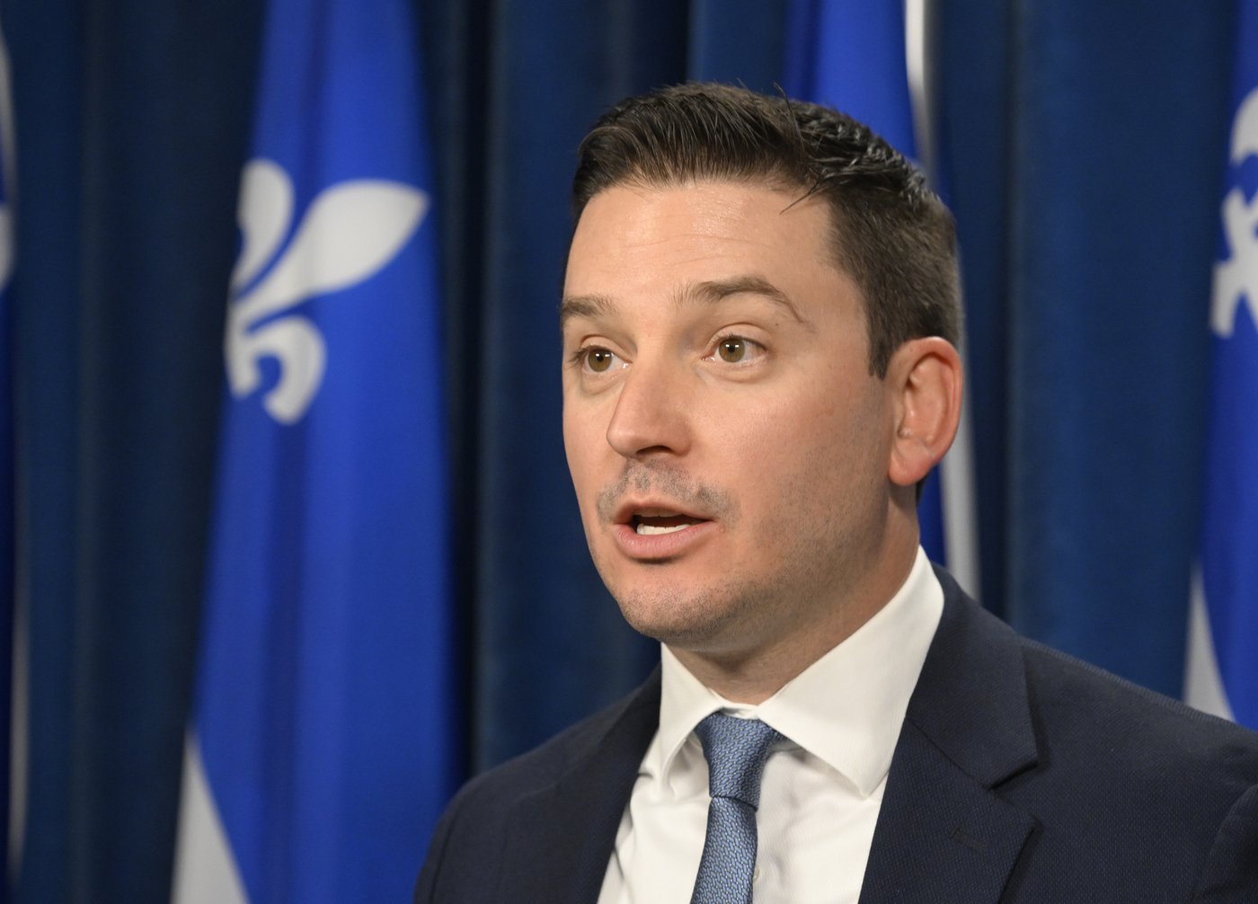 Simon Jolin-Barrette demande la démission du président d'Air Canada, Michael Rousseau