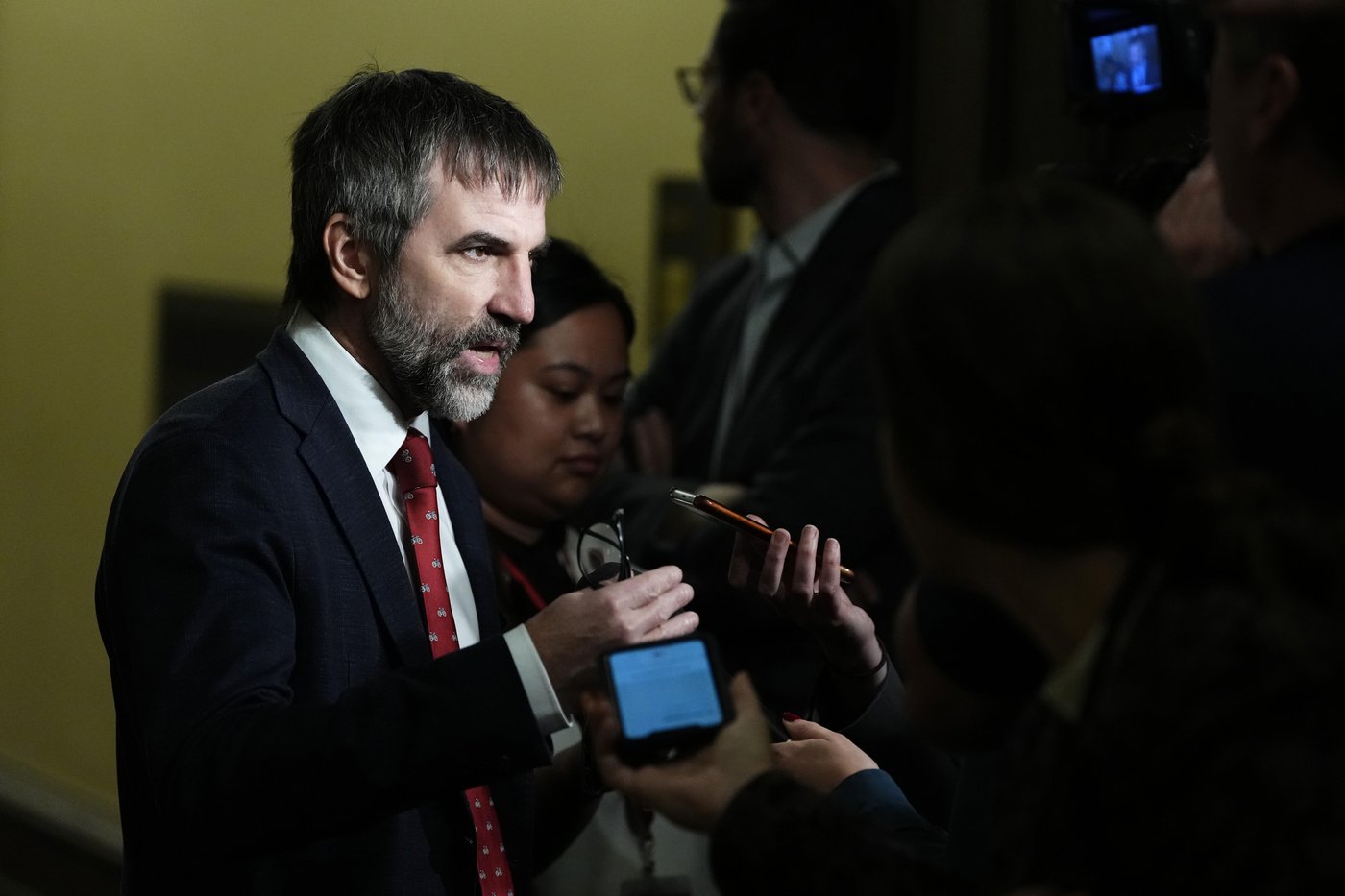GES: Guilbeault laisse entendre que le Canada pourrait rater ses cibles climatiques
