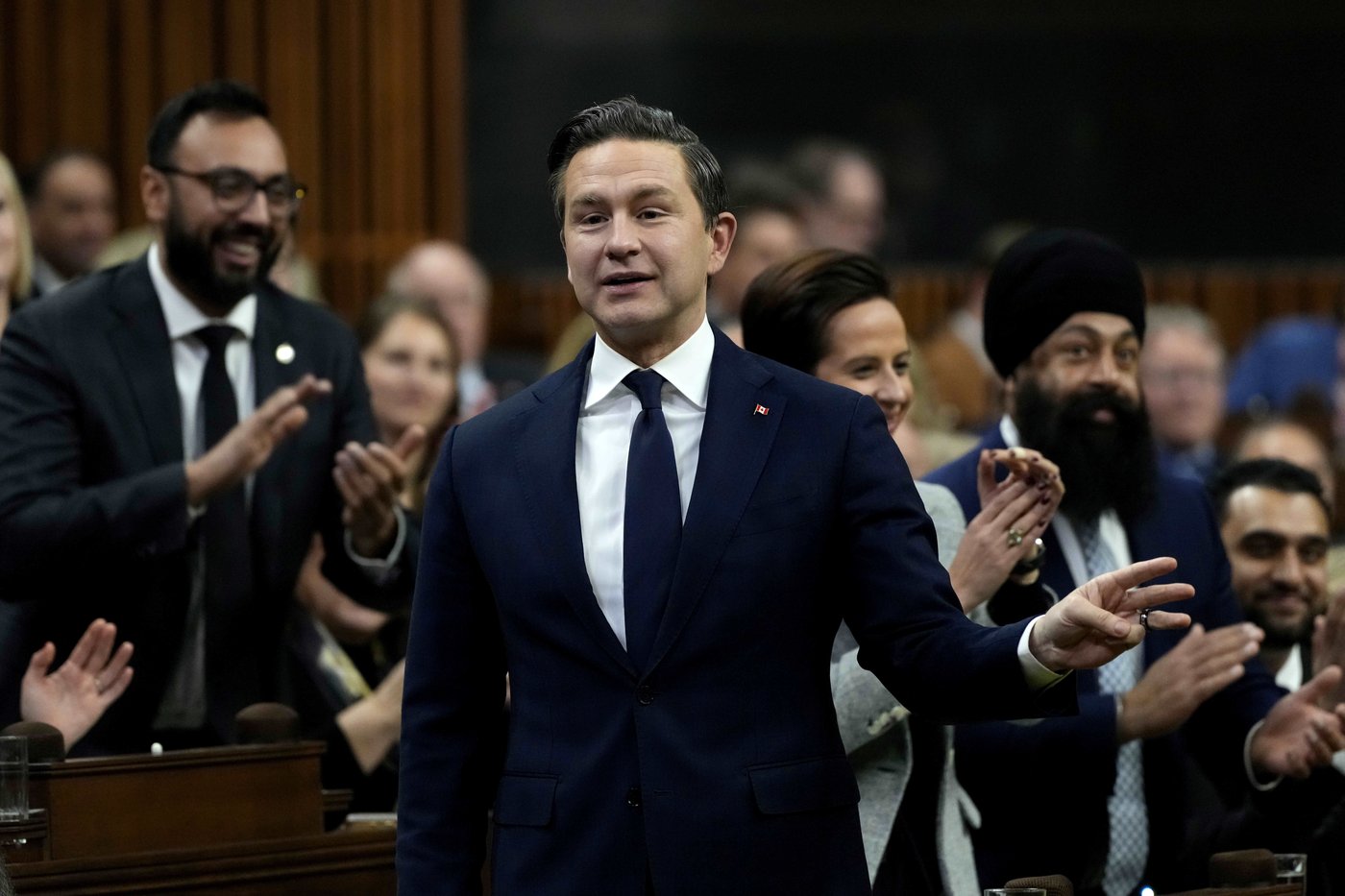 Une motion conservatrice obligerait la Chambre à voter sur l'accord avec l'Alberta