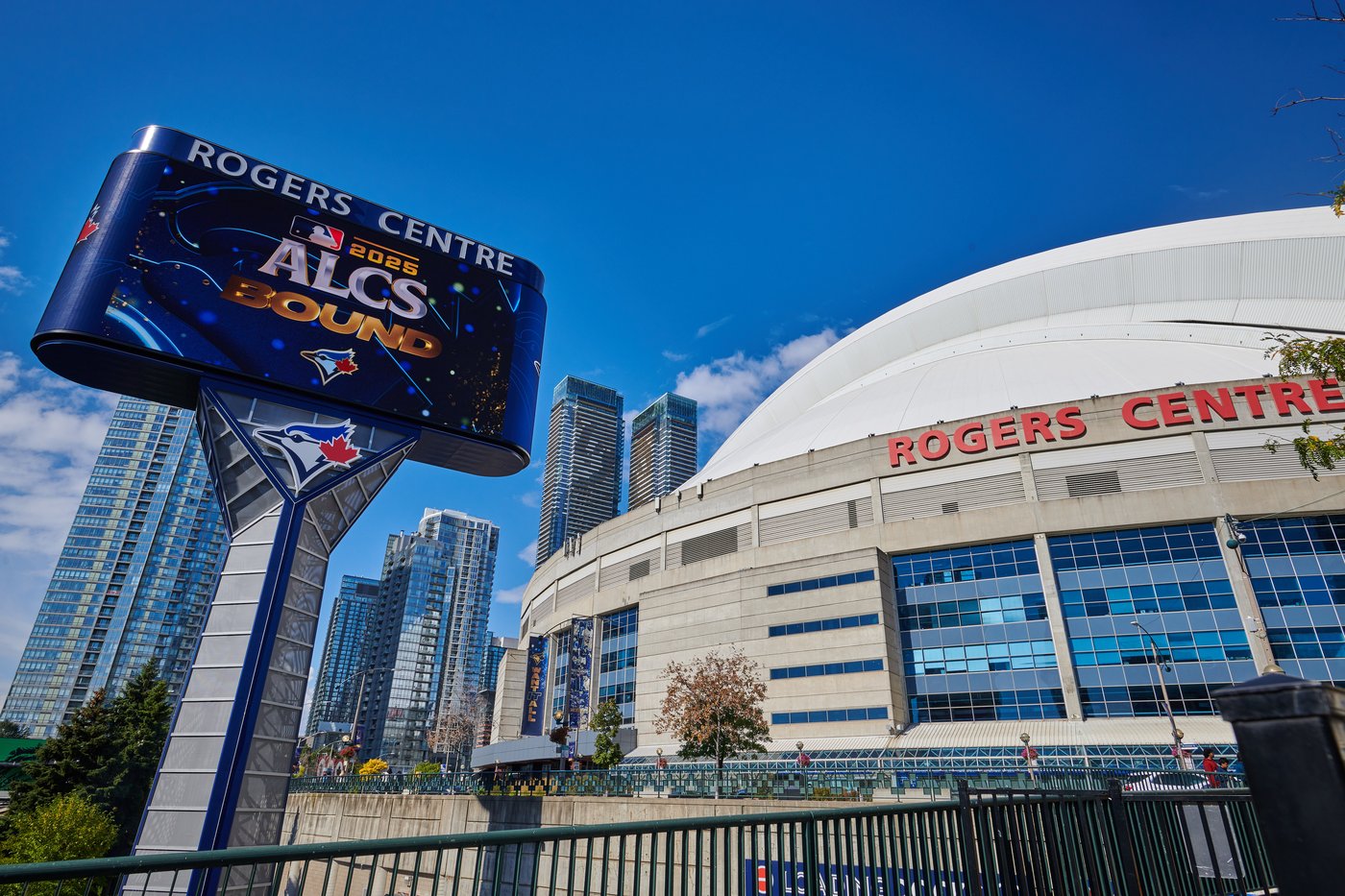 L'Ontario veut plafonner les prix de revente des billets