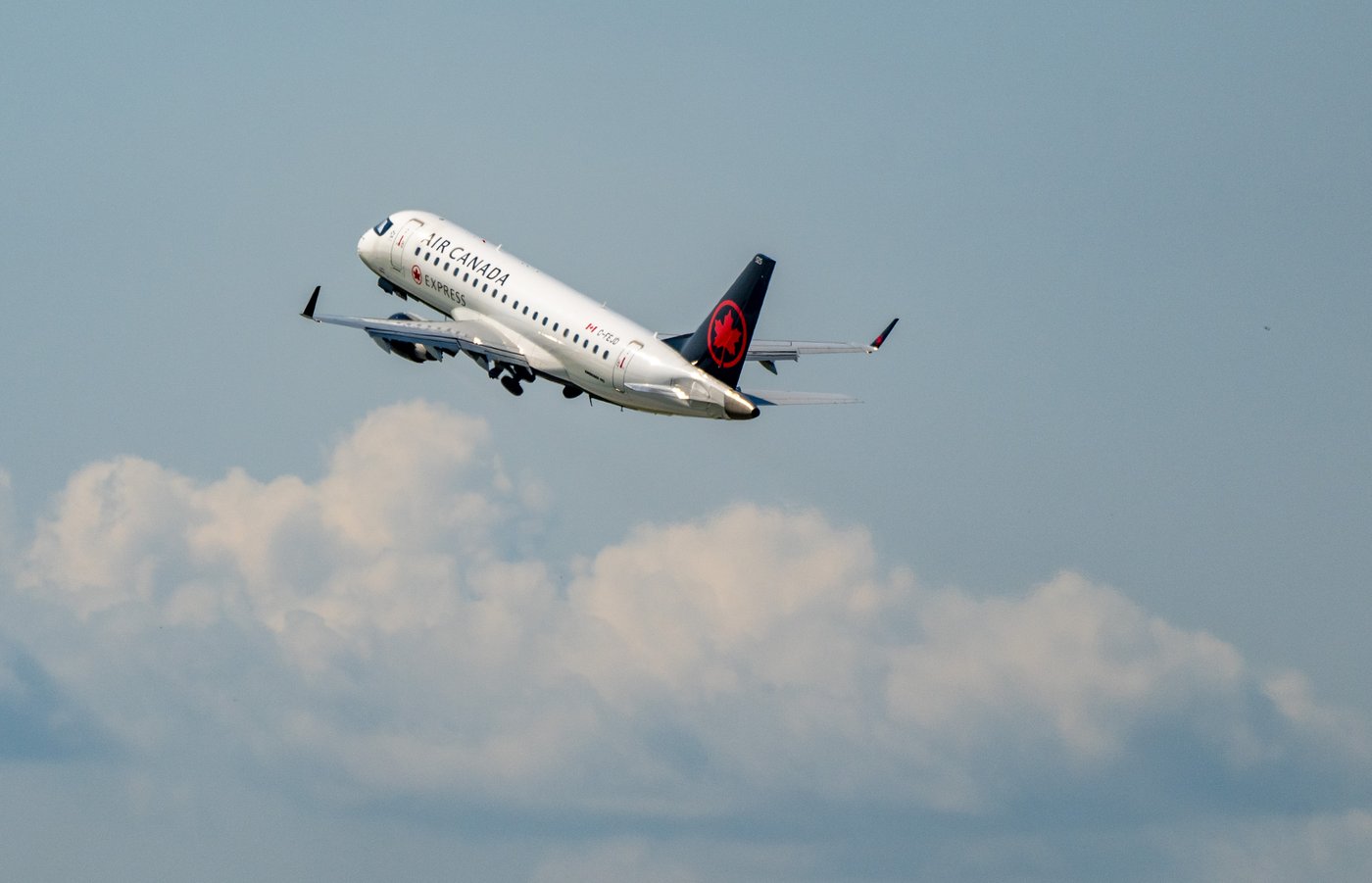 Un problème de santé oblige un appareil d'Air Canada à être dérouté