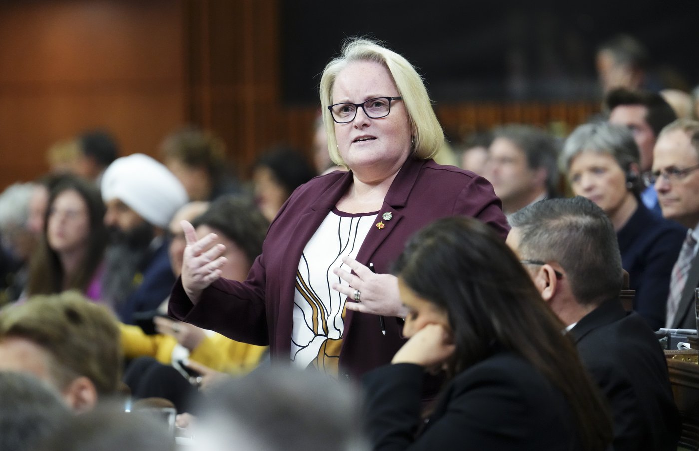 Ottawa met fin à la priorité des commissionnaires sur les marchés publics