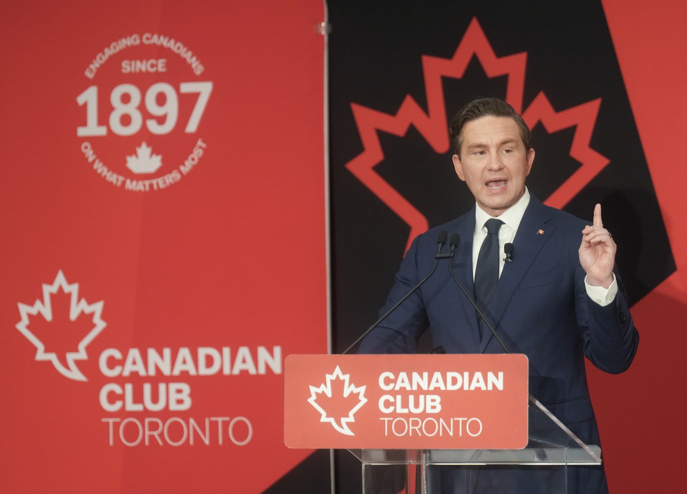 Poilievre accuse Carney de semer la peur dans son discours sur les États-Unis