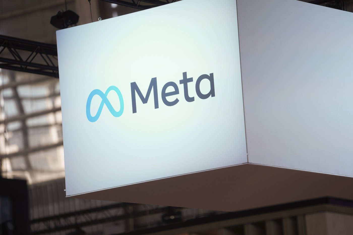 Des chaînes de télévision demandent au CRTC de faire payer Meta