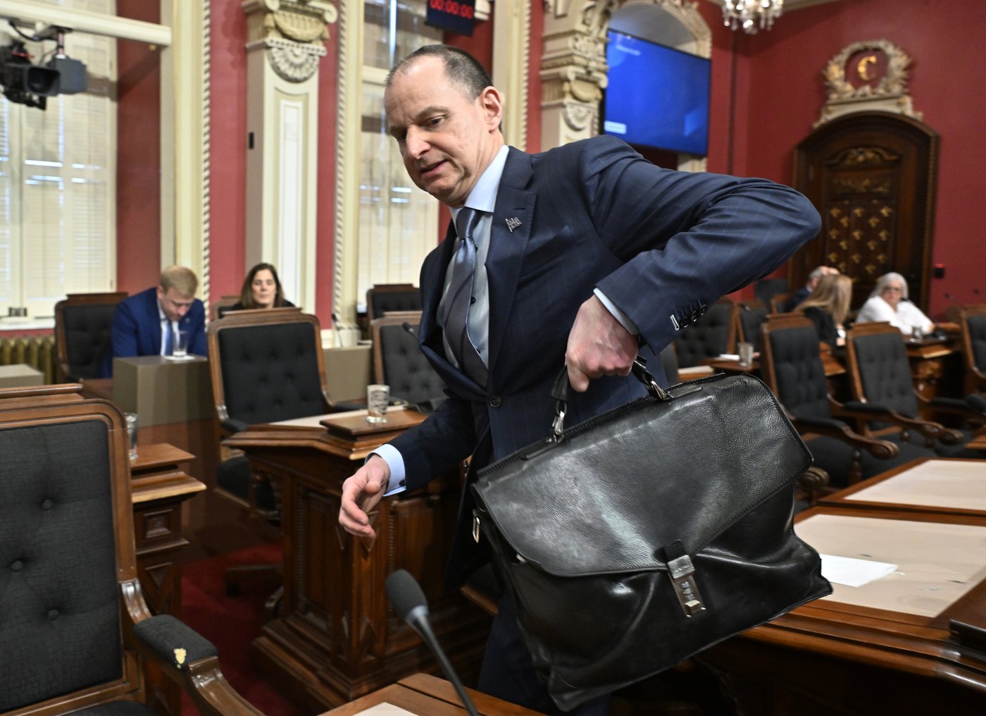 Eric Girard se range finalement derrière Christine Fréchette