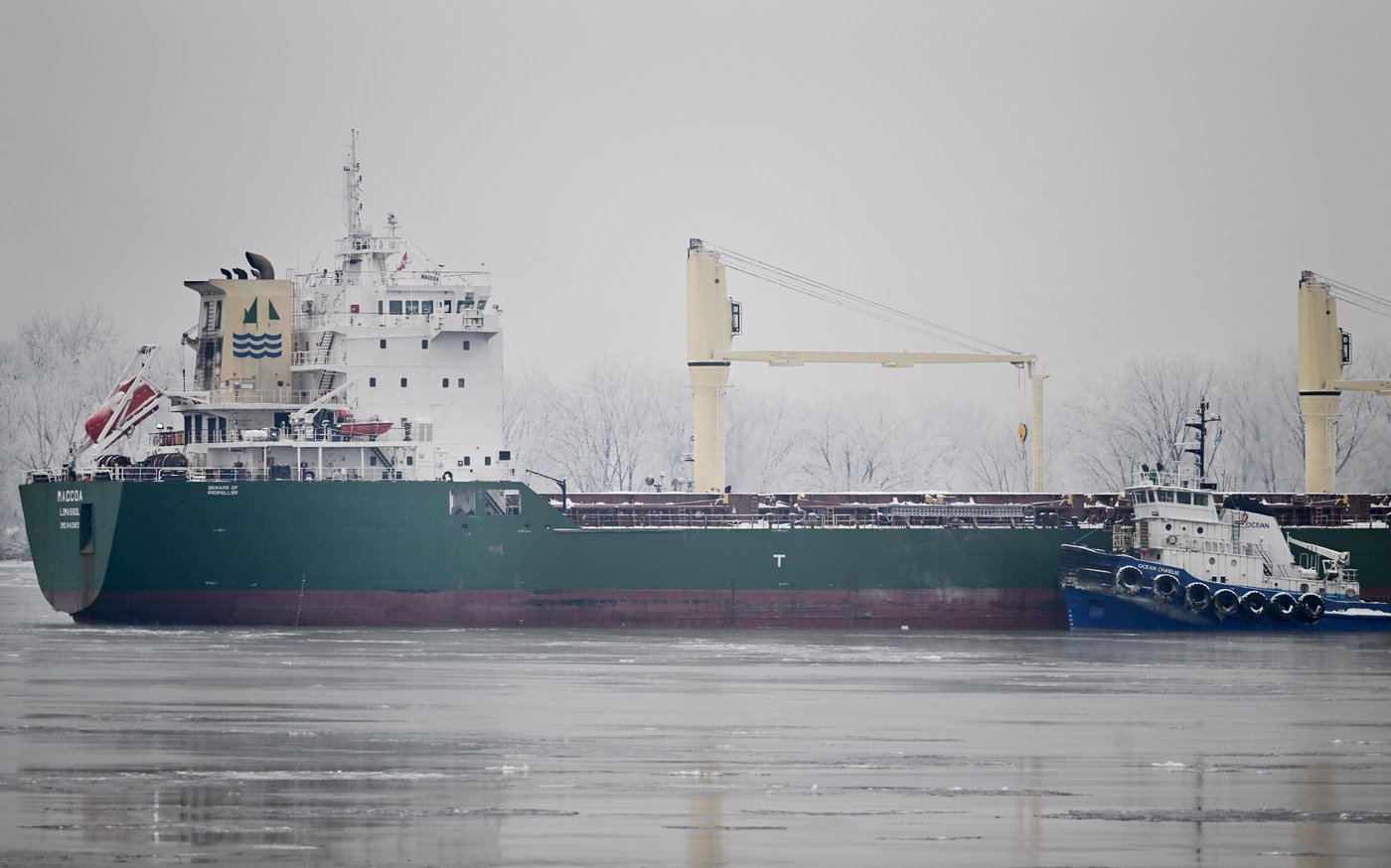 Le navire Federal Yamaska est toujours coincé à Verchères
