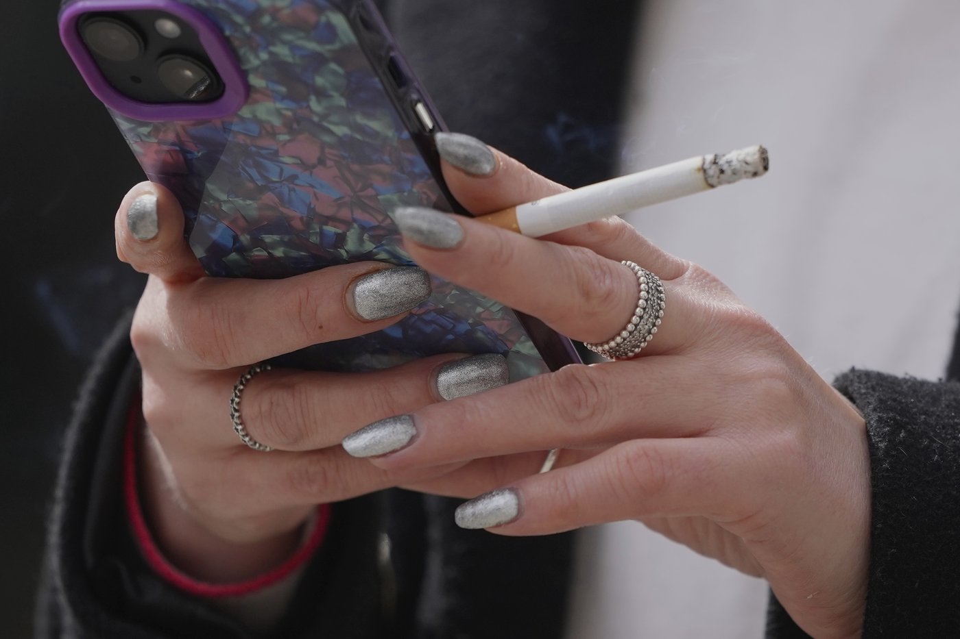 Une compagnie de tabac conteste une nouvelle taxe de recouvrement des coûts