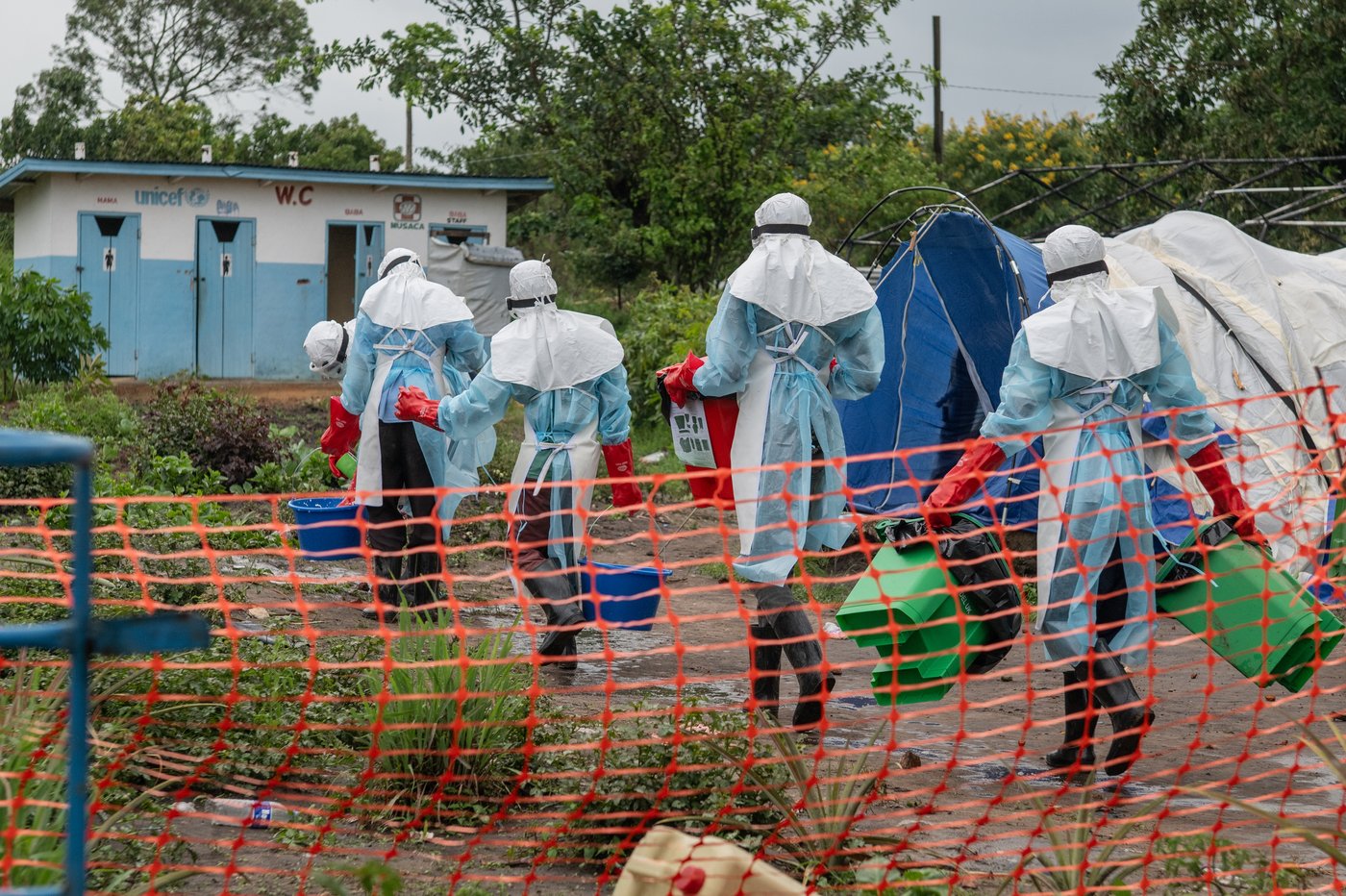 Des équipes d'Oxfam attendues en Afrique ce week-end pour contrer l'épidémie d'Ebola