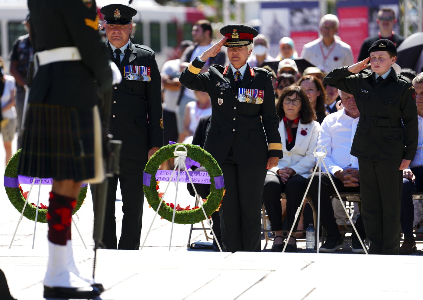 Les Canadiens soulignent les 80 ans de la fin de la Deuxième Guerre mondiale