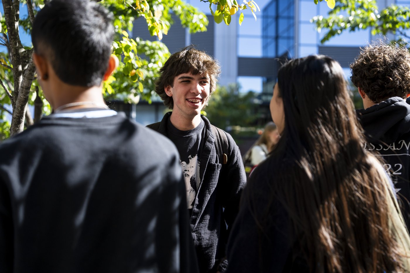 Les jeunes sont plus heureux au Québec qu'ailleurs au pays
