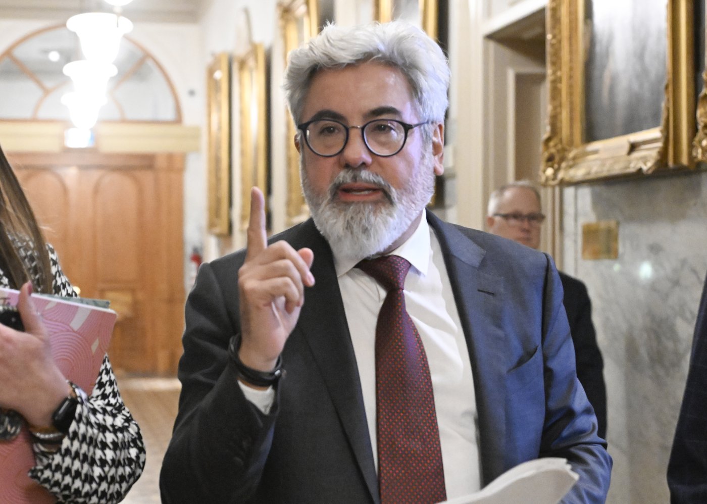 Crise au PLQ: le chef libéral Pablo Rodriguez réunit son caucus à Montréal