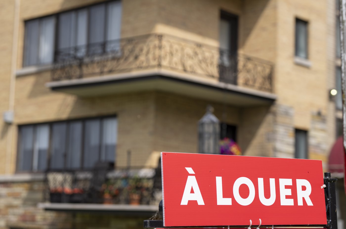La crise du logement aggrave la violence conjugale et le décrochage scolaire