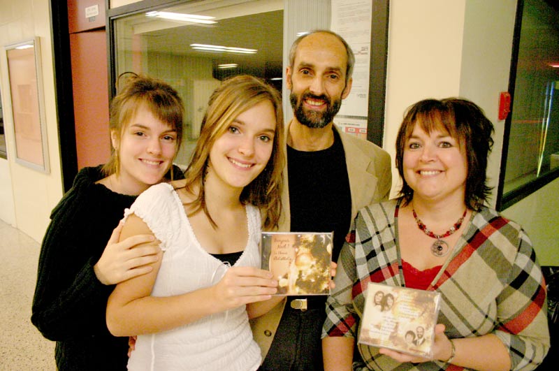 Un premier album de Noël pour ÉliCatRoCA