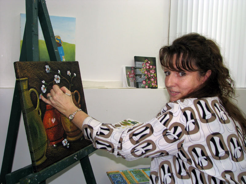 Florianne Matteau, artiste-peintre, expose au restaurant Charles