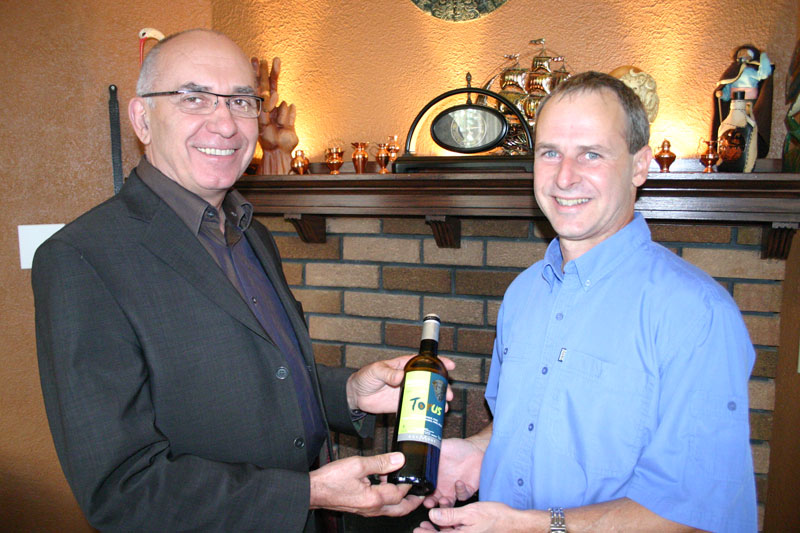 Un grand vigneron en visite à la Maison Vinot