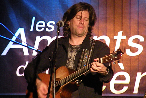 Du blues rock en compagnie du Paul Deslauriers Band à la Place de l'église