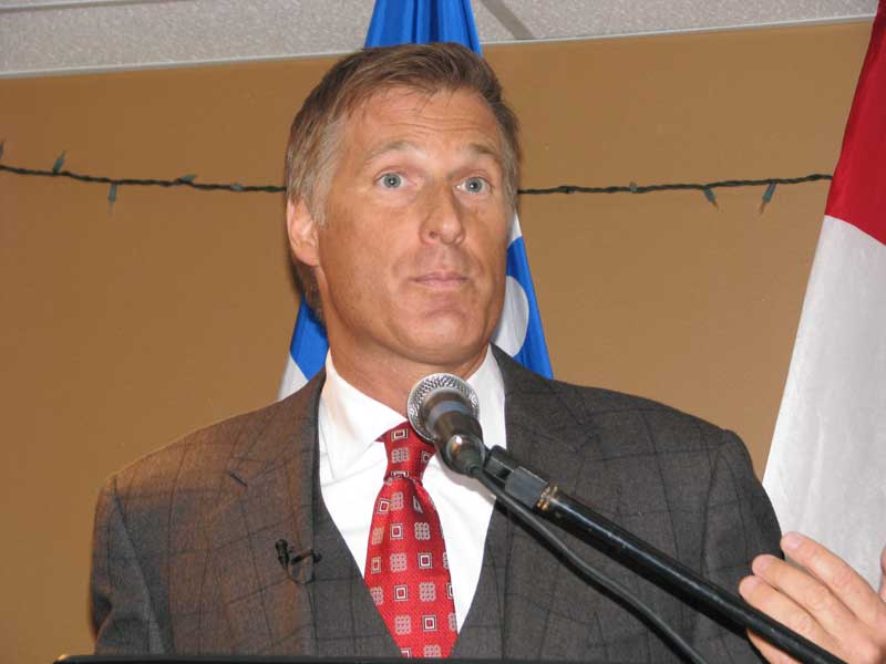 Maxime Bernier invite à la responsabilité financière