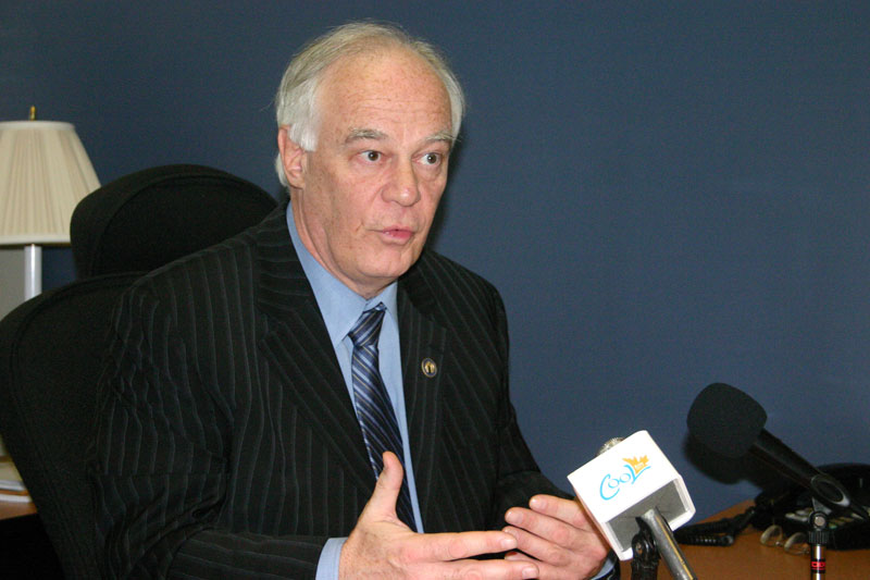 Robert Dutil déplore la démission de Félix Destrijker