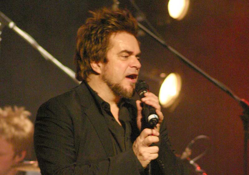Sylvain Cossette lance l’année 2009 des Amants de la Scène
