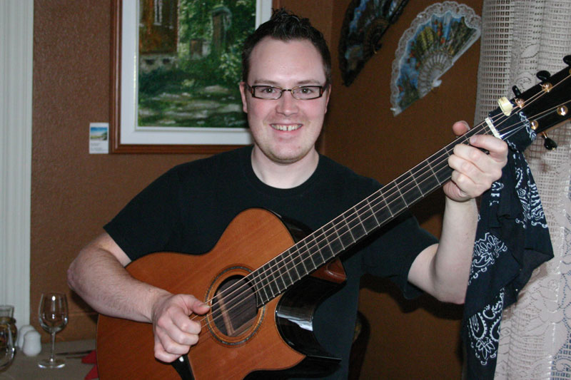 Antoine Dufour un guitariste au style bien particulier