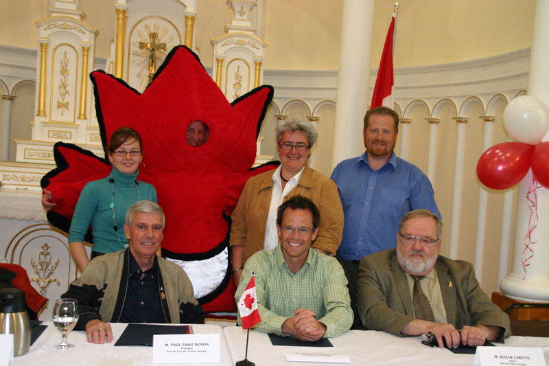 Un appel à l’entraide à la fête du Canada de Saint-Georges