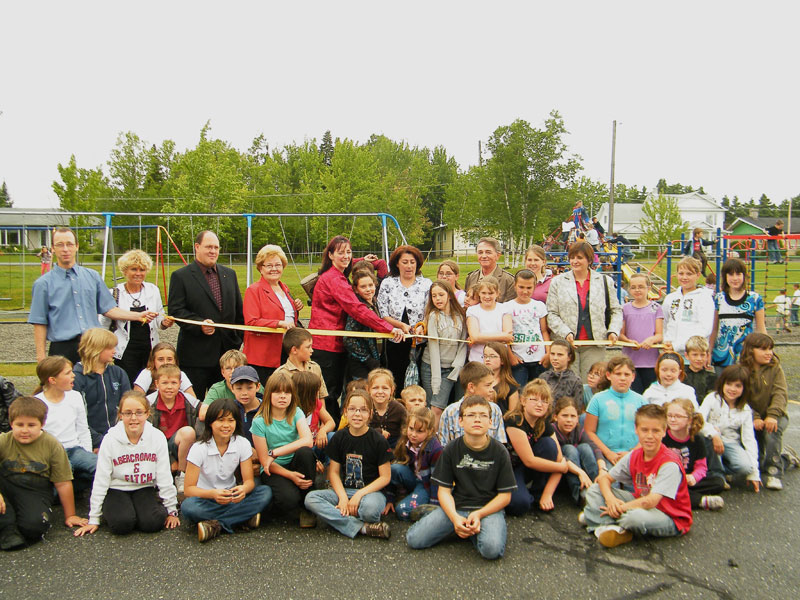 L'École Roy et Saint-Louis inaugure sa nouvelle cour d'école