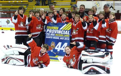 Pro-Lac remporte la finale du Tournoi de Sainte-Marie dans le CC