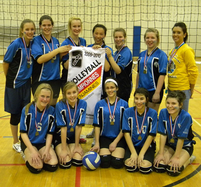 La formation féminine de Notre-Dame-de-la-Trinité remporte le tournoi interscolaire en volleyball