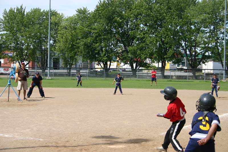 Un vrai terrain de baseball fera la grande joie du baseball mineur