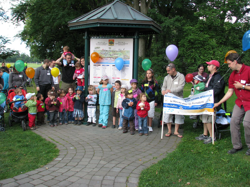 La marche pour les enfants prématurés prend de l'expansion