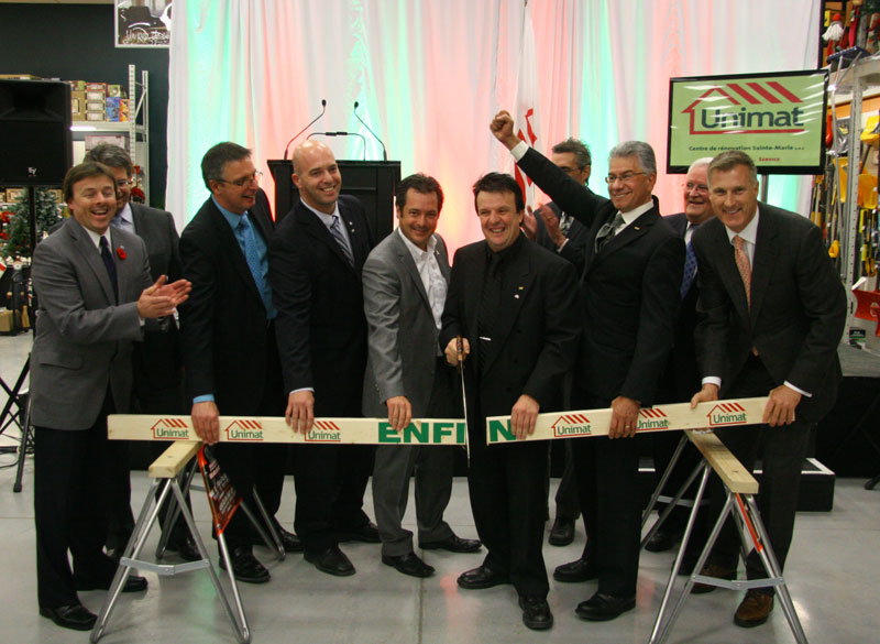 Unimat inaugure son centre de rénovation à Sainte-Marie