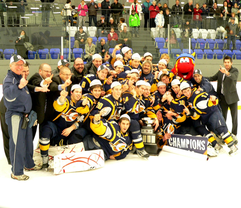 Les Commandeurs de Lévis remporte le Challenge Reebok