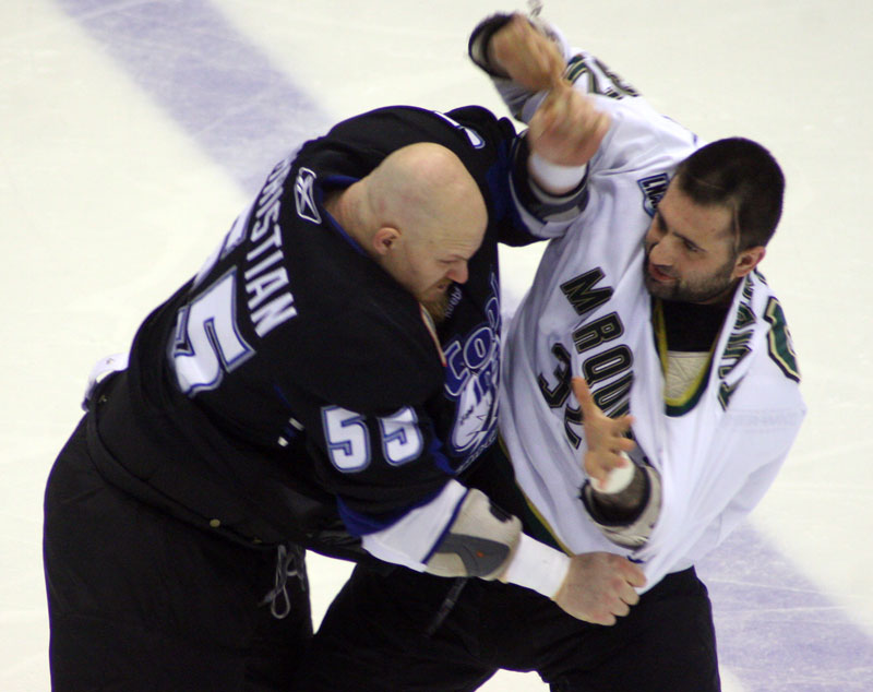 10 matchs de suspension pour Curtis Tidball