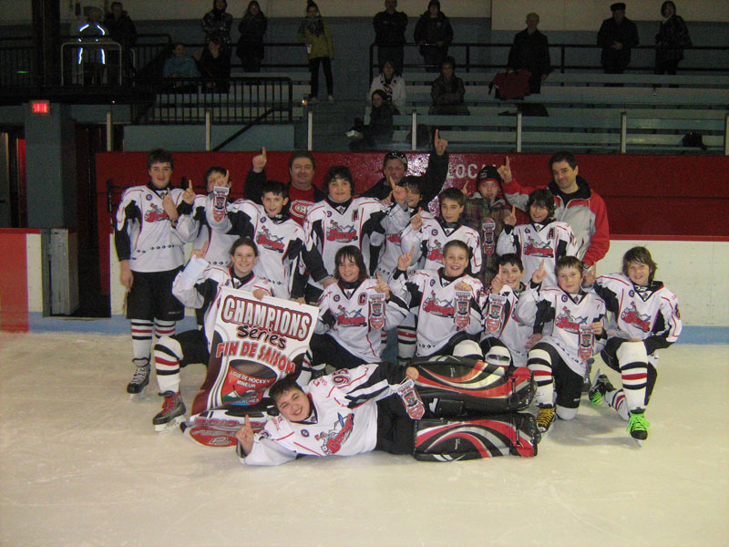 L’équipe pee-wee B2 de Saint-Georges remporte les grands honneurs