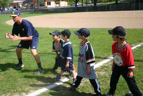 Les Capitales de Québec offriront une clinique de baseball aux jeunes joueurs de la région