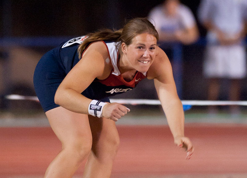 Julie Labonté égalise le record canadien au lancer du poids