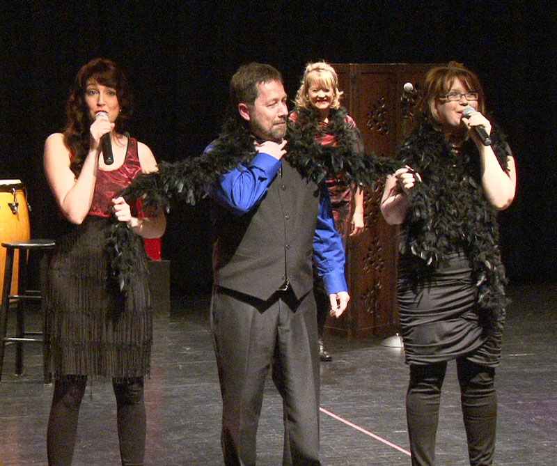 Spectacle du cinéma muet aux années cabaret: Un véritable succès