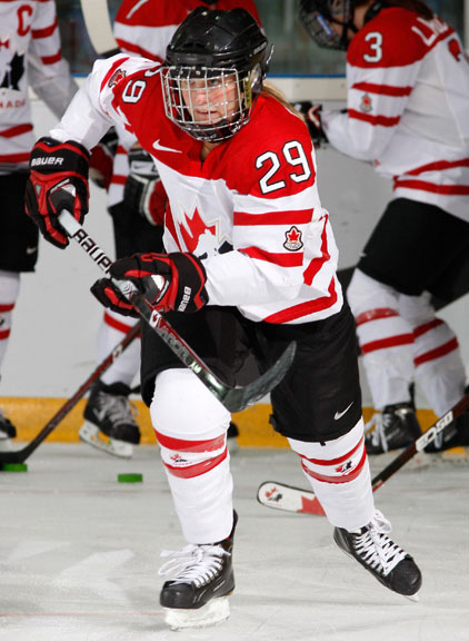 Marie-Philip Poulin et le Canada s'inclinent au championnat mondial de hockey féminin