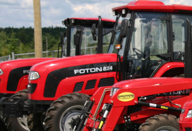 Une tire de tracteurs à Saint-Honoré