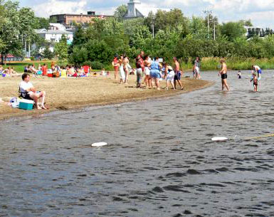 La qualité de l 'eau est excellente pour deux plages de la région