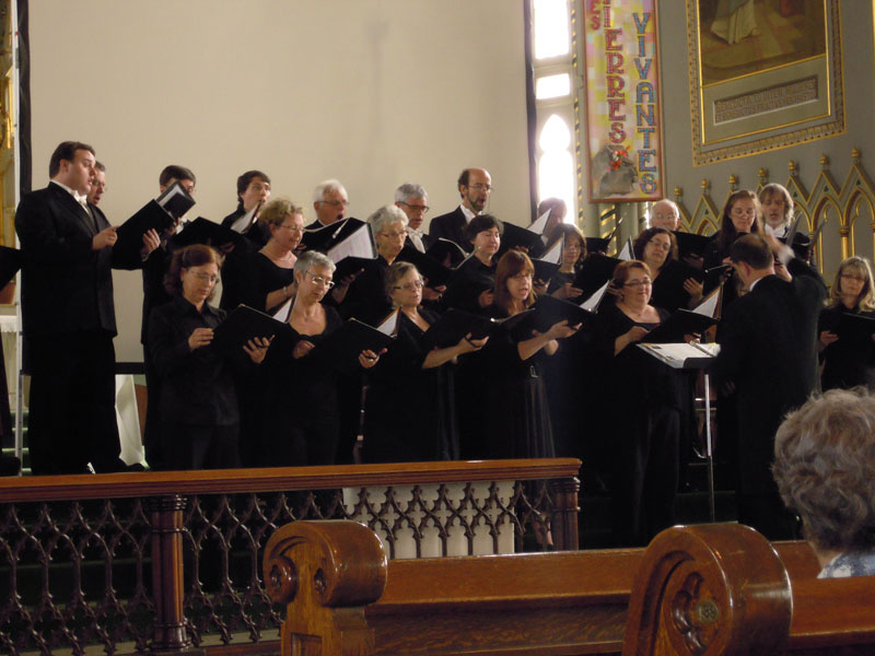 Mains et voix en concert