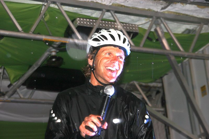 Le grand défi Pierre Lavoie de passage à Sainte-Marie, les orages aussi