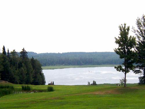 Le Groupe Espérance et cancer invite les golfeurs à s'élancer pour la bonne cause