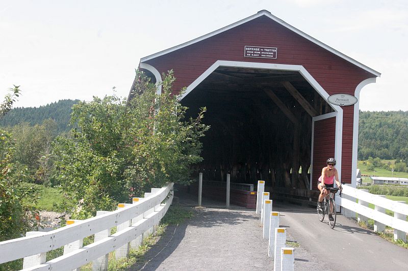 Le pont couvert Perrault à l’honneur à Notre-Dame-des-Pins