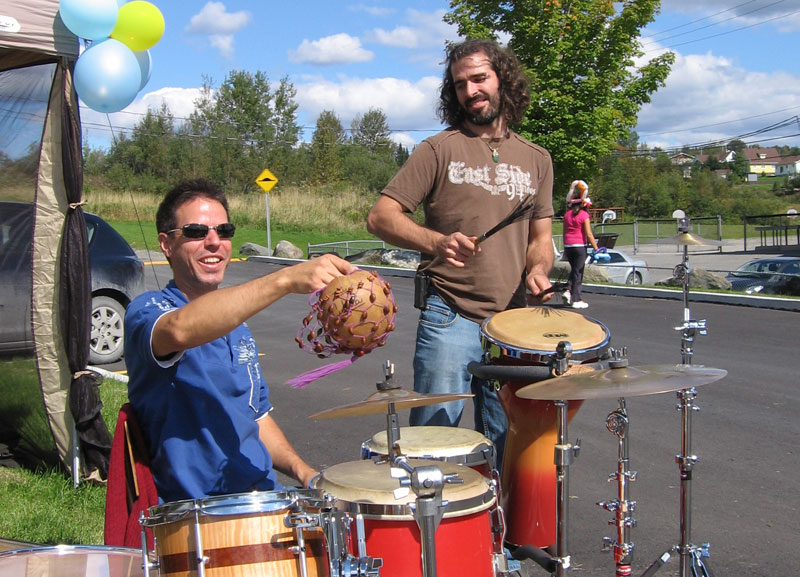 Des «jams de percussion» au Moulin La Lorraine
