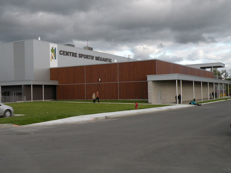 Lac-Mégantic inaugure en grand son complexe sportif de 30 M$!