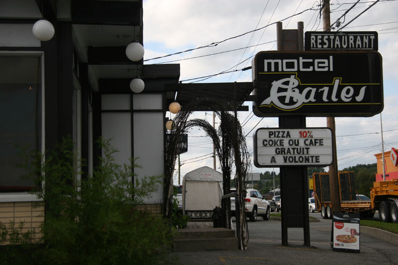 Les actionnaires de l'Hôtel Motel Charles acceptent l'offre d'achat de Kennebec Dodge Chrysler