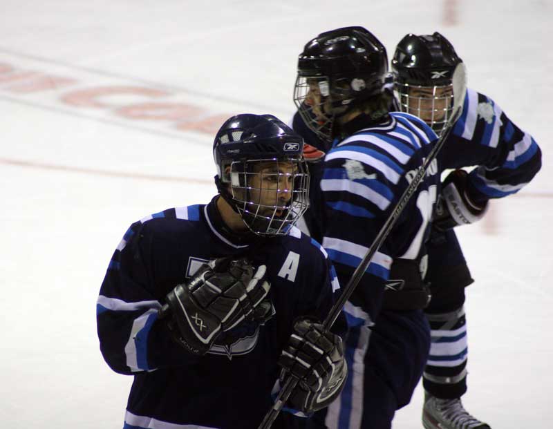 Deux gains pour les Bulldogs de Saint-Joseph