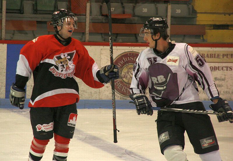 Premier duel Beauceville - Saint-Joseph dans la LHBBF