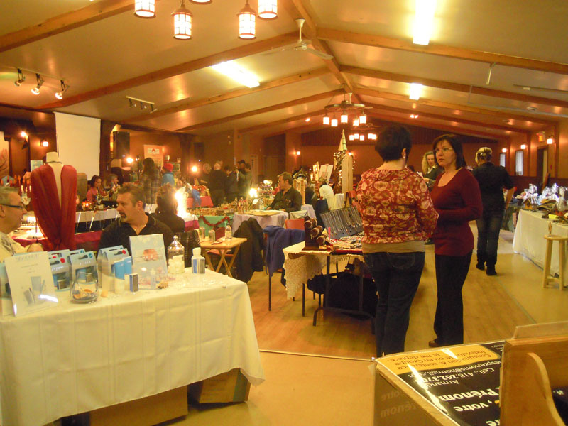 Des idées-cadeaux par centaines au Grand Marché de Noël de Saint-Victor!
